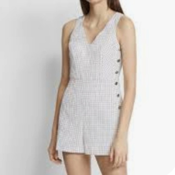 Club Monaco Pants - CLUB MONACO BLK/WHT CHECKED ROMPER SIZE 00